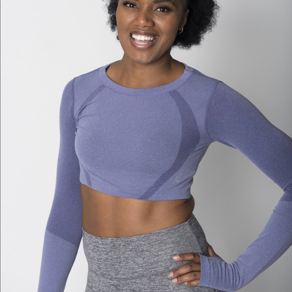 invigorate seamless crop - concord grape